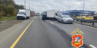 ДТП с участием трех автомобилей и микроавтобусом произошло в Подмосковье - M24.Ru