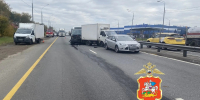 Маршрутка с пассажирами пострадала в массовом ДТП в Подмосковье - ОКА-ФМ