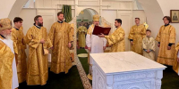 Митрополит Тверской Амвросий освятил воссозданный Троицкий храм в д. Троице-Кочки - Тверская епархия