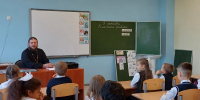 Помощник благочинного Дивеевского округа провел духовную беседу со школьниками - Нижегородская епархия