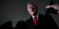 Axios узнал, что Трамп недоволен реакцией Зеленского на помощь США - Комсомольская Правда