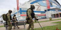 В Хабаровске росгвардейцы обеспечили правопорядок во время финального матча за Кубок России по хоккею с мячом - Росгвардия