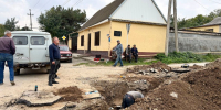 В селе Новолакское Новолакского района устраняют крупную утечку воды: под контролем — водоснабжение почти половины села - Сетевое издание Голос времени