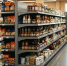 Полки с продуктами в гипермаркете в Нижнем Новгороде, общий план к региональной новости - Newsroom24.Ru