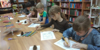 Когда шуршат карандаши. Координатор ЛДПР Квасницкая провела осенний мастер‑класс в библиотеке - ЛДПР