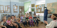 В гостях у Дедушки Фольклора - 43edu.Ru