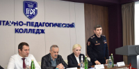 В Дагестане росгвардейцы приняли участие в открытии Парты Героя - Росгвардия
