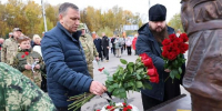 Врип главы Павловского Посада Криворучко возложил цветы к воинским мемориалам - РТВ-Подмосковье