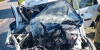 В Севастополе автомобиль врезался в столб - Vesti-Sevastopol.Ru