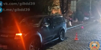 На Вагонке отскочивший из-под колес автомобиля глушить угодил в пенсионерку - Комсомольская правда