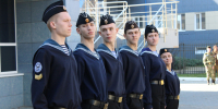 Студенты Саратовской области проверили силу, скорость и военную подготовку на «Армейском марафоне» - Министерство образования