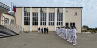 Церемония спуска Государственного флага Российской Федерации и Государственного флага Республики Дагестан. - Дербентский медколледж