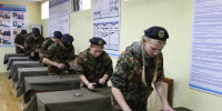 Студенты Саратовской области проверили силу, скорость и военную подготовку на «Армейском марафоне» - Правительство Саратовской области