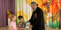 Священник посетил детский сад с беседой о Покрове Пресвятой Богородицы - Чебоксарско-Чувашская Епархия