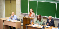 В БГТУ прошла встреча и.о. ректора Сергея Глаголева с аспирантами-первокурсниками - БГТУ им.В.Г. Шухова