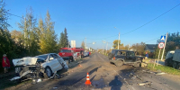 На Ливенской трассе столкнулись Mercedes-Benz и SSANG YONG - РИА 57