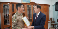 андрей модестов вручил благодарственные письма губернатора медицинским работникам-участникам специальной военной операции - Министерство здравоохранения