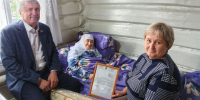 Алькеевские партийцы поздравили землячку с юбилеем - Единая Россия