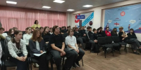 Школьники микрорайона Новосиликатный сыграли в патриотический квест «Россия в символах» - Администрация г. Барнаул