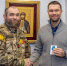 Алексей Вихарев получает медаль Вооруженных сил РФ «За личный вклад в военно-патриотическую работу среди участников Специальной военной операции»(2024)|Фото: пресс-служба депутата Алексея Вихарева - Накануне.Ru
