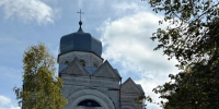 В старинном храме под Новосокольниками проходит первая за десятилетия служба - Псковская правда