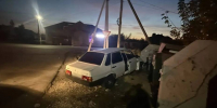Под Воронежем ВАЗ влетел в бетонную ограду мусорки: пострадали 4 человека - РИА Воронеж