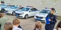 Балаковские полицейские провели экскурсию для школьников в рамках операции «Автокресло – детям» - GazetaBalakovo.Ru
