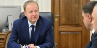 Губернатор Алтайского края Виктор Томенко и начальник Западно-Сибирской железной дороги Евгением Вейде обсудили сотрудничество в регионе - Администрация Алтайского края