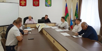 Сегодня в Совете муниципального образования Ейский район прошло заседание постоянной депутатской комиссии по вопросам строительства, ЖКХ, транспорта, связи и экологической безопасности - Администрация Ейского района