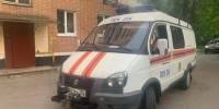 Спасатели Подмосковья помогли медикам попасть в квартиру пенсионерки, нуждавшейся в госпитализации - MosRegToday.Ru
