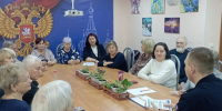 Полицейские Воркуты рассказали представителями старшего поколения, как противостоять мошенникам. - Муниципальный округ Воркута