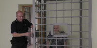 В Нижнем Тагиле 68-летний старик-разбойник ограбил алкомаркет - Между Строк