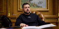 Зеленский экстренно прилетел в Лондон после решения США по разведданным - ИА Общественная служба новостей