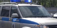 В Ярославле мужчина без причины повредил чужую припаркованную машину - YarCube.Ru