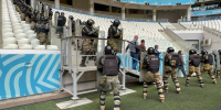 В Волгограде ОМОН и СОБР отработали пресечение беспорядков на Волгоград Арене - Комсомольская Правда