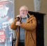 Поэтический флешмоб: у театра звучали стихи Гумилёва и Мандельштама - Научная библиотека