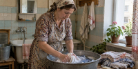 10 советских хитростей стирки, о которых забыли зря: хозяйки обходились без дорогих порошков и пятновыводителей - Город Киров