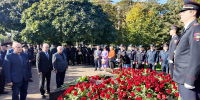 День памяти сотрудников правоохранительных органов, павших при исполнении служебного долга. - ЛДПР