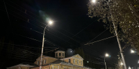 ночь_осень_саратов_фонарь - Novosti-Saratova.Ru