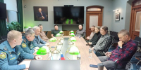 Сотрудники Государственного пожарного надзора МЧС России напомнили предпринимателям о требованиях пожарной безопасности - МЧС по Хабаровскому краю