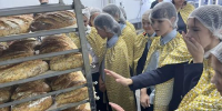 Абаканские школьники попали в «Малинники» примерили на себя профессии кондитера и технолога - Агентство Информационных Сообщений