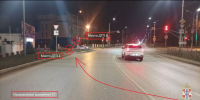 Появилось видео ДТП со влетевшей в школу машиной в Омске - СуперОмск