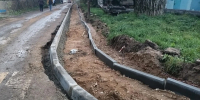 В Смоленске делают тротуар у школы №38 в микрорайоне Южный - Комсомольская Правда