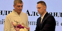 Многодетный отец и ветеран боевых действий Андрей Самохин удостоен медали «Отцовская доблесть». - Город Людиново и Людиновский район
