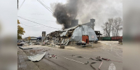 Один человек погиб при пожаре на складе в Подольске - M24.Ru