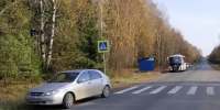 В Кирово-Чепецке электромотоциклист после столкновения с легковушкой въехал в автобус - ГТРК Вятка