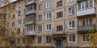 Брянец потребовал заменить окна в подъездах и проиграл суд управляющей компании - Газета Брянские новости