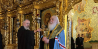 Высокопреосвященнейший Арсений, митрополит Липецкий и Задонский сослужил Святейшему Патриарху Московскому и всея Руси Кириллу в Успенском соборе Троице-Сергиевой Лавры - Липецкая Епархия