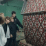 Школьникам из Сяськелево показали фабрику Узор - Гатчинская служба новостей
