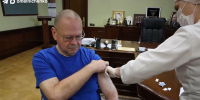 Олег Мельниченко вакцинировался от гриппа и пневмококка - Пенза-Обзор